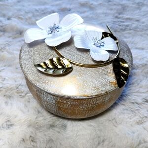 Metal Round Jewelry Box, Lidded Trinket with White Flowers on Gold Branch